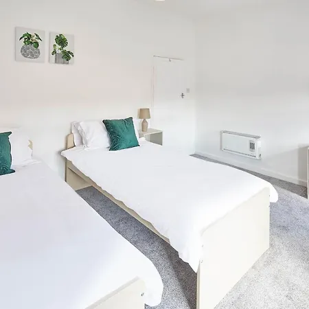 Apartment Host & Stay - Psyche Apartment Scarborough