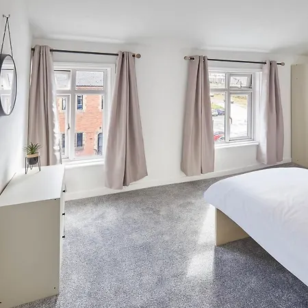 Host & Stay - Psyche Apartment * Scarborough